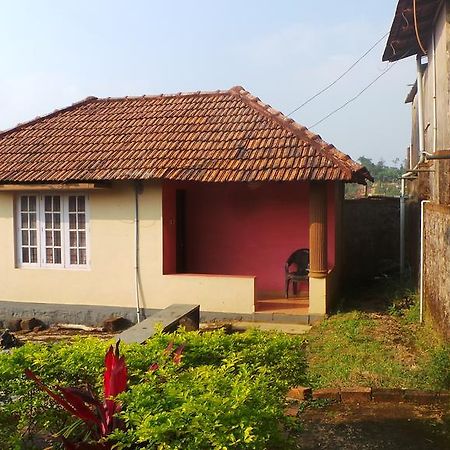 Golf View Cottages Madikeri Kültér fotó