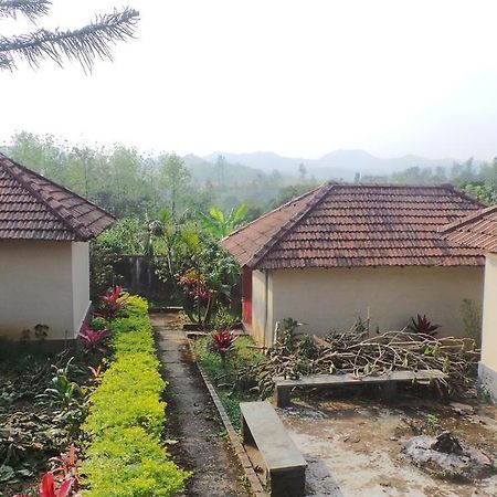 Golf View Cottages Madikeri Kültér fotó